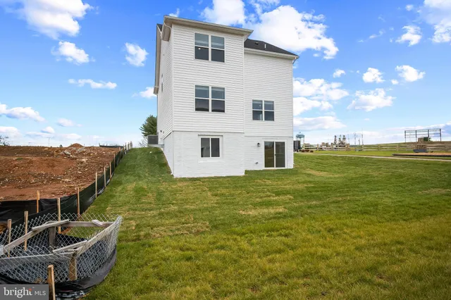 $406,490 | 360 Eclipse Street, Ranson, WV 25438