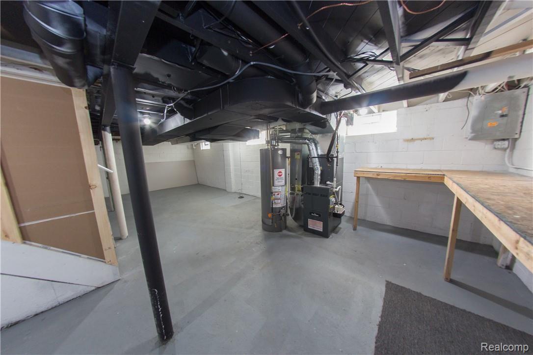 13437 Toepfer Road Warren, MI 48089 - Photo 39 of 57 basement-3.jpg