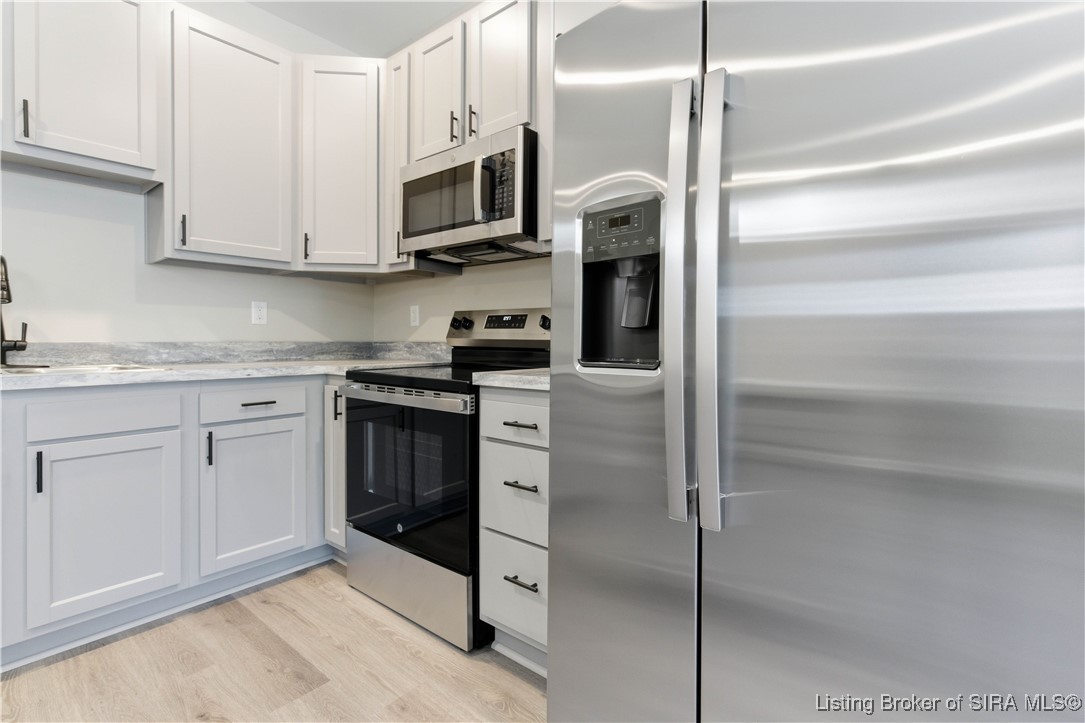 131 Level Street Charlestown, IN 47111 - Photo 11 of 41