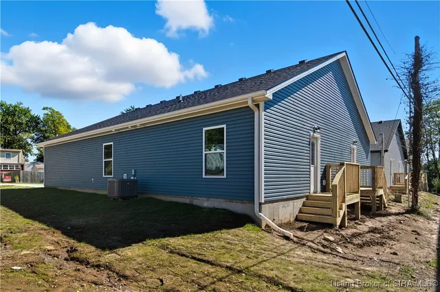 $189,999 | 131 Level Street, Charlestown, IN 47111
