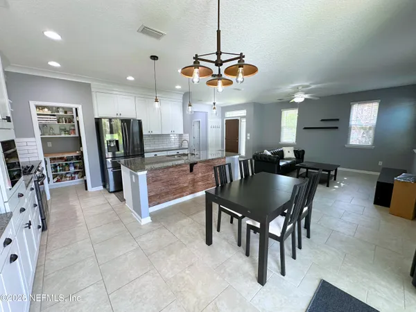 $3,000 | 7048 Rosabella Circle, Jacksonville, FL 32258