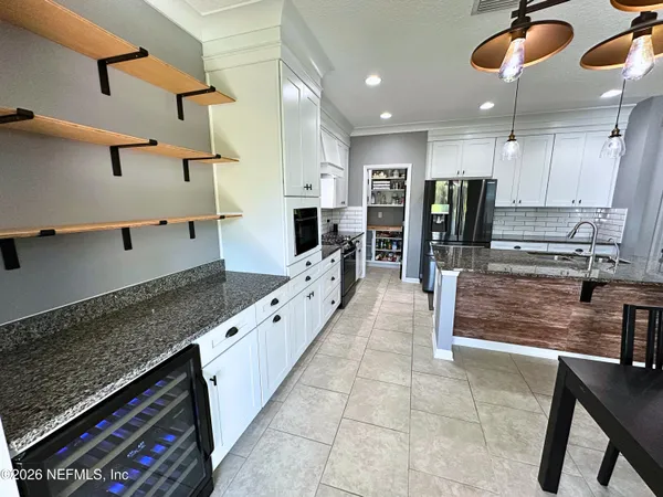 $3,000 | 7048 Rosabella Circle, Jacksonville, FL 32258