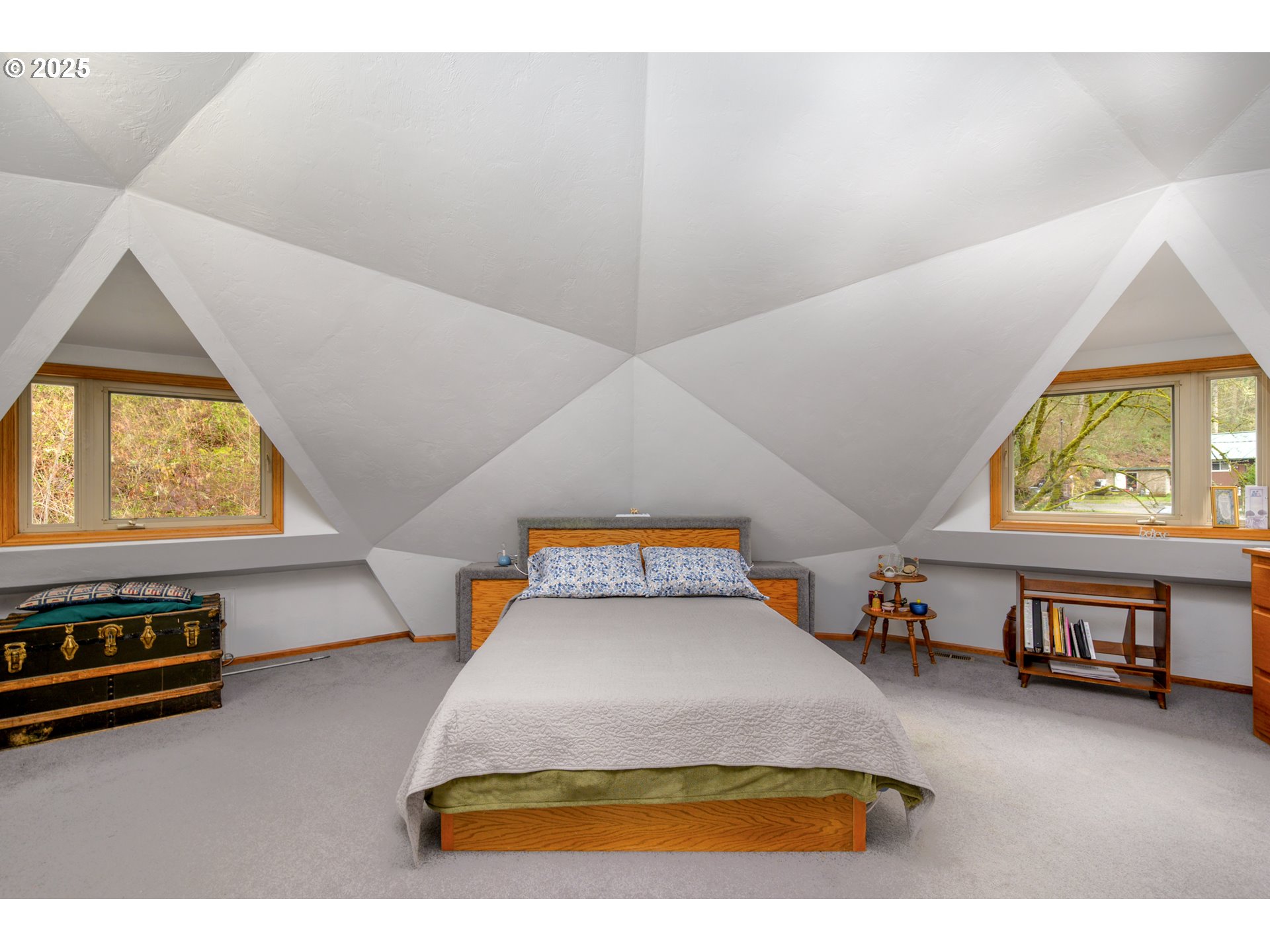 27442 Crow Road Eugene, OR 97402 - Photo 17 of 48 Gallery Image 17