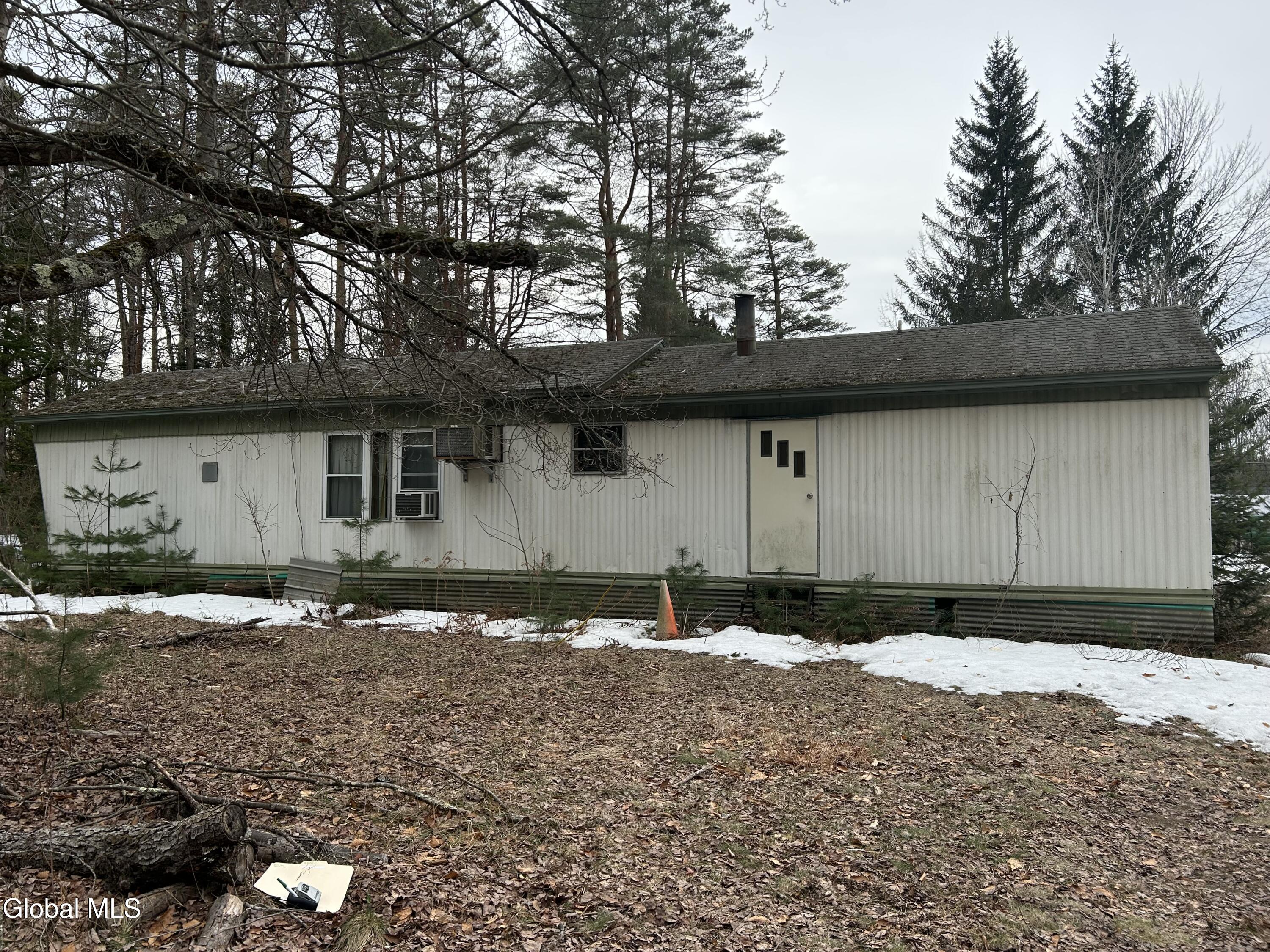 147 Lampman Road Broadalbin, NY 12025 - Photo 4 of 13 IMG_8635