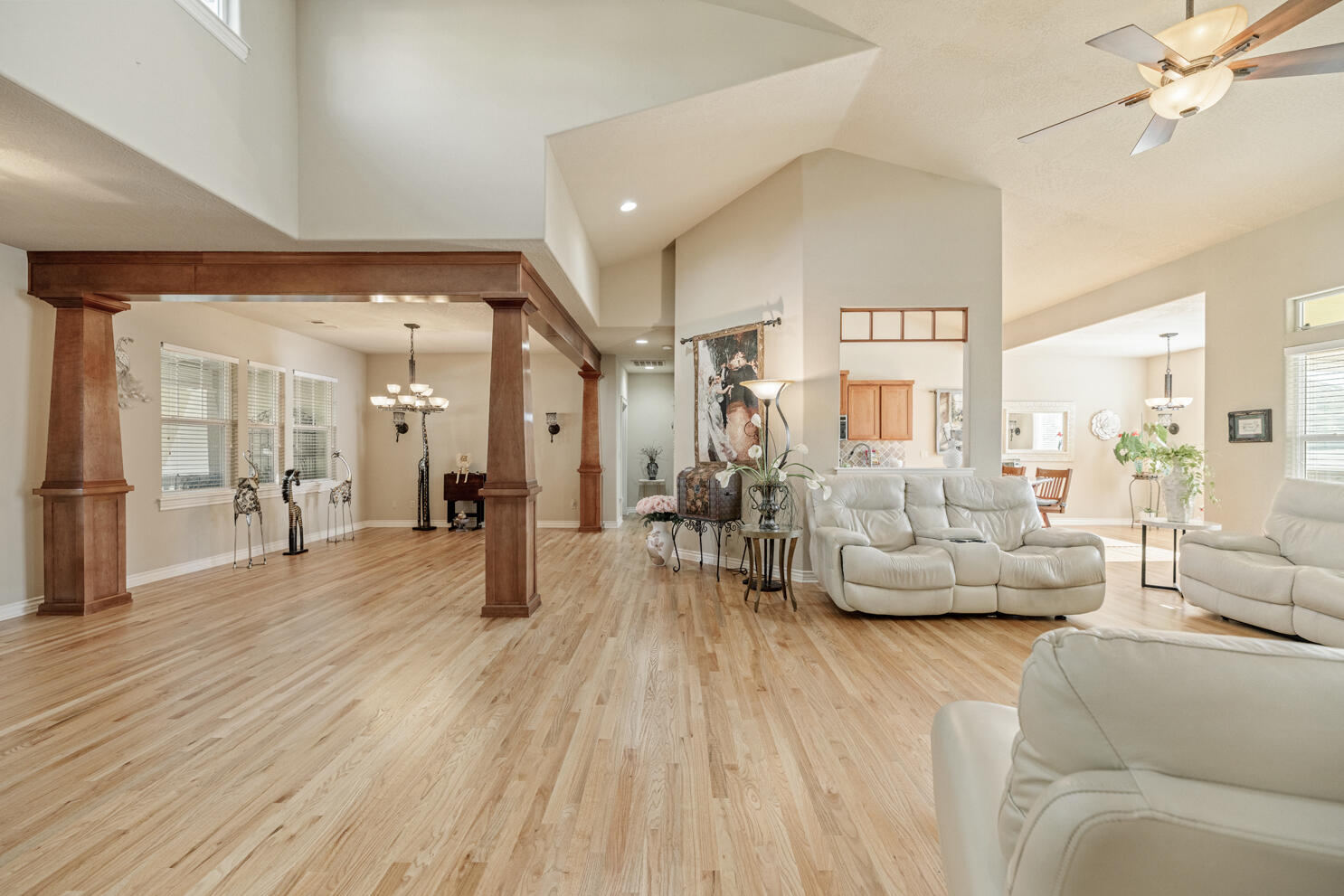 128 Oak Point Drive Eagle Point, OR 97524 - Photo 12 of 31