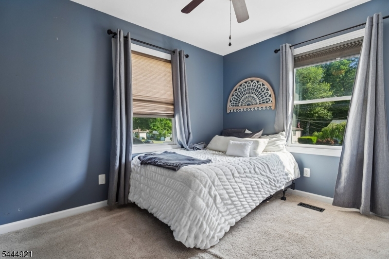 22 Summit Road Oak Ridge, NJ 07438 - Photo 19 of 32