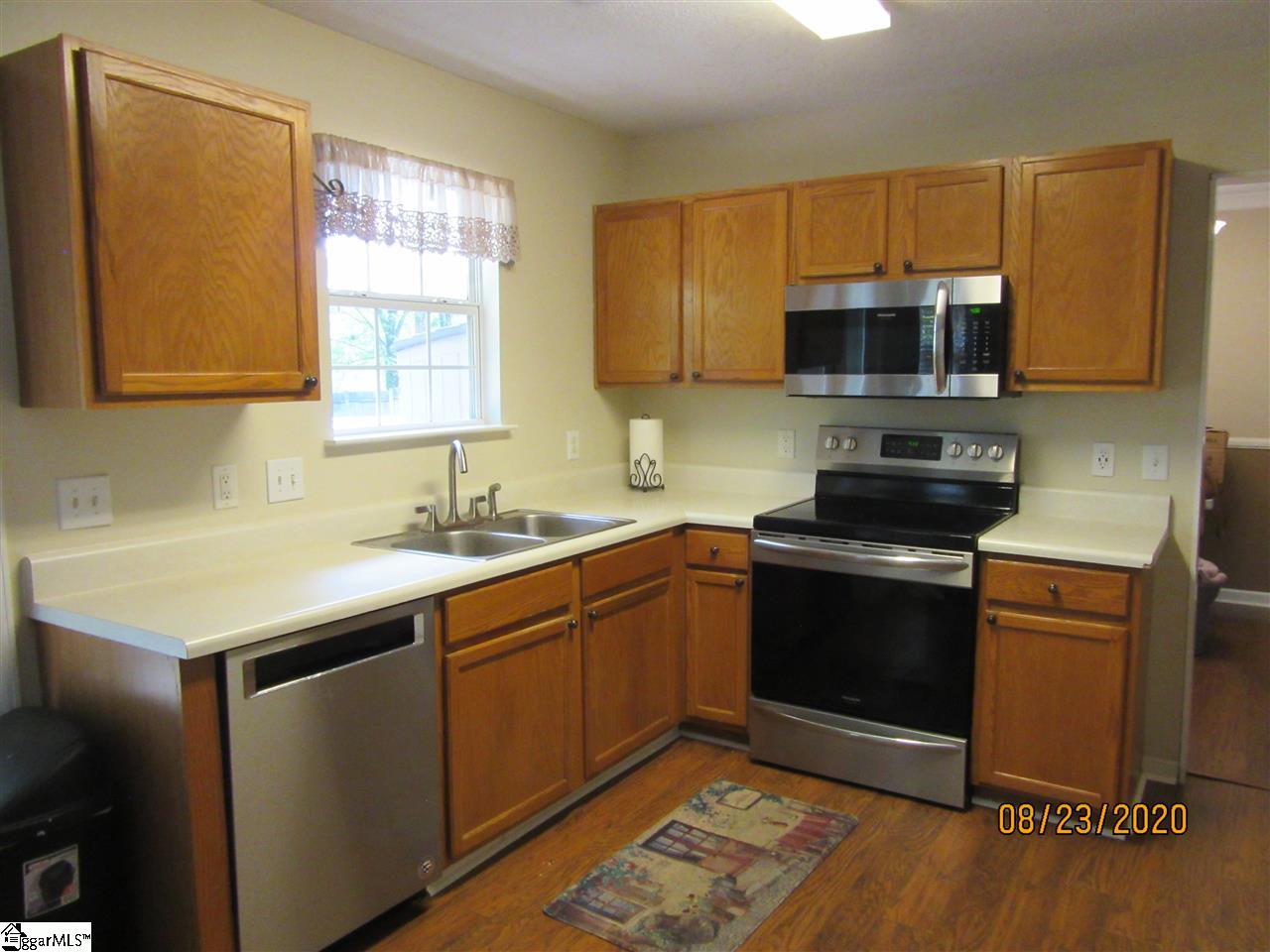 18 Reedy River Way Greenville, SC 29605 - Photo 3 of 28 Gallery Image 3