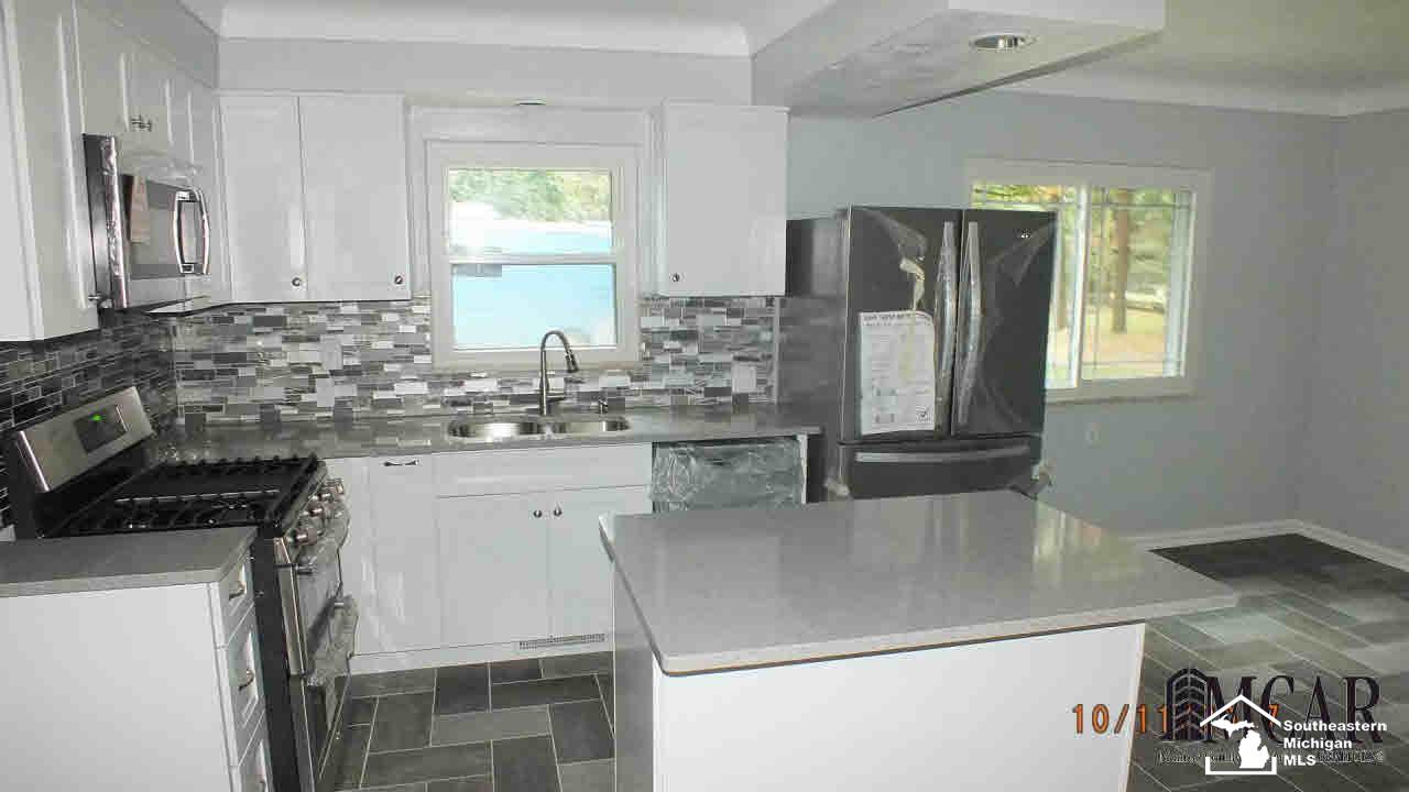 1623 West Temperance Road Temperance, MI 48182 - Photo 13 of 21