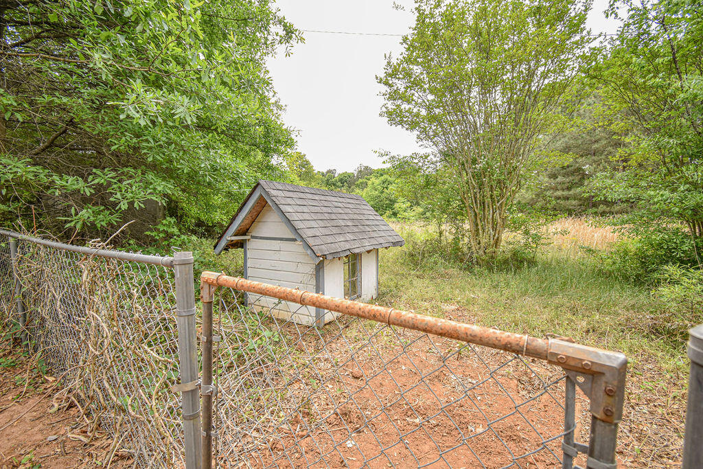 1909 Agnew Road Starr, SC 29684 - Photo 41 of 43