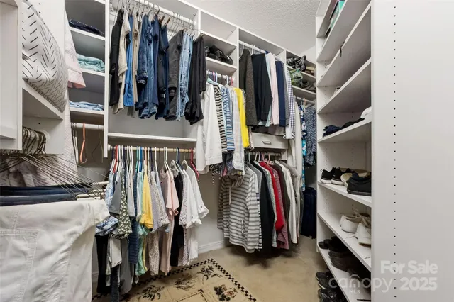 $434,900 | 2 Llama Vista Court, Black Mountain, NC 28711