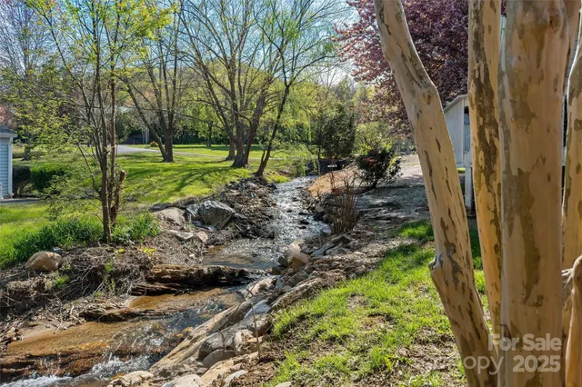 $434,900 | 2 Llama Vista Court, Black Mountain, NC 28711