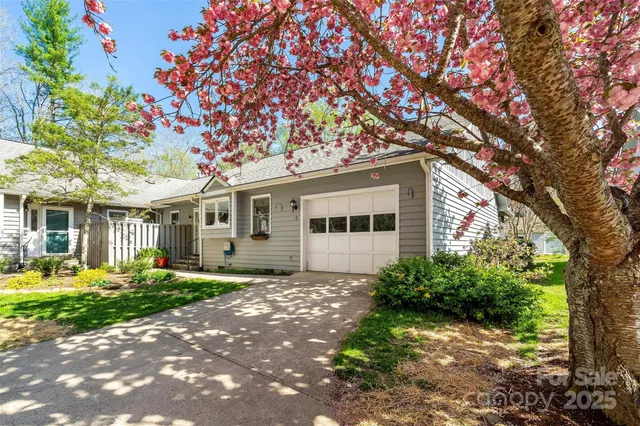 $434,900 | 2 Llama Vista Court, Black Mountain, NC 28711