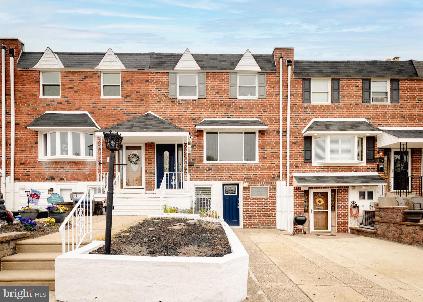 12710 Cabell Road Philadelphia, PA 19154 - Photo 2 of 35