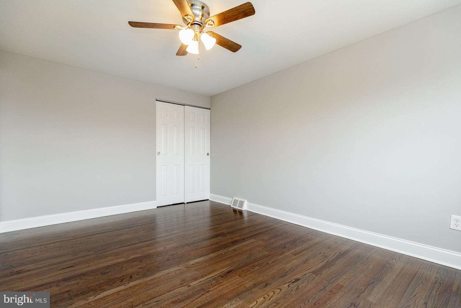 12710 Cabell Road Philadelphia, PA 19154 - Photo 21 of 35