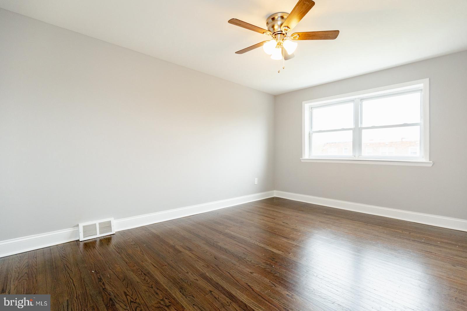 12710 Cabell Road Philadelphia, PA 19154 - Photo 23 of 35