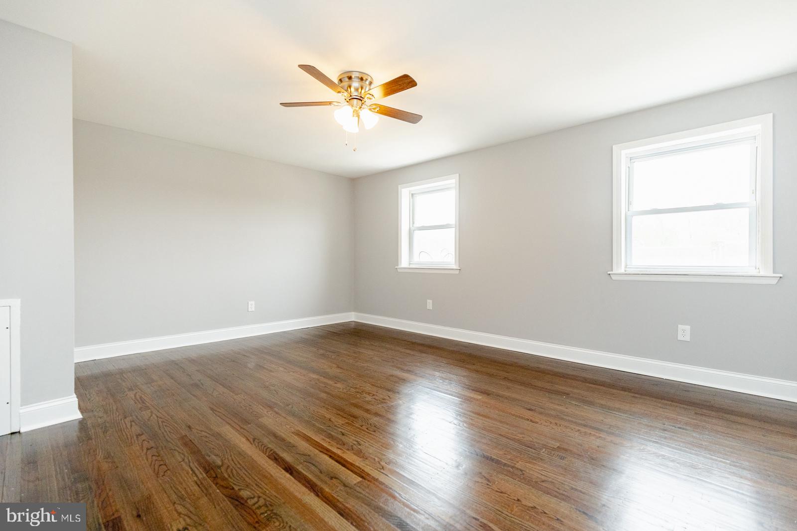 12710 Cabell Road Philadelphia, PA 19154 - Photo 26 of 35