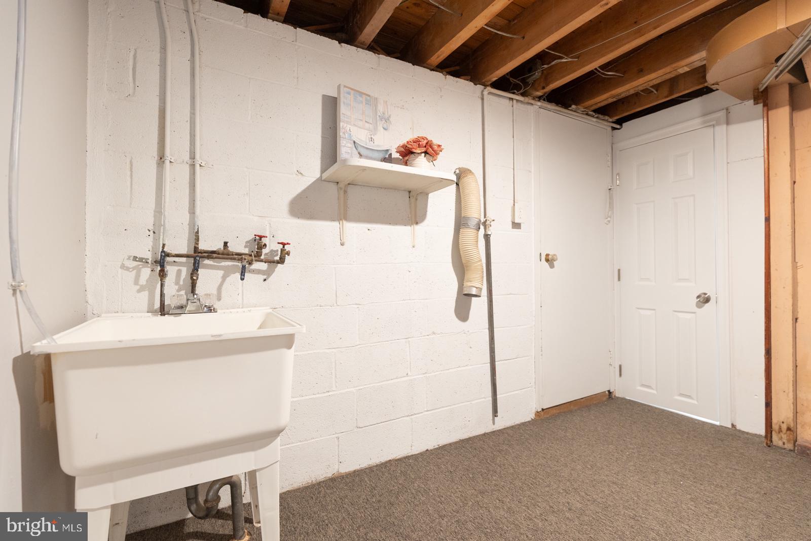 12710 Cabell Road Philadelphia, PA 19154 - Photo 30 of 35