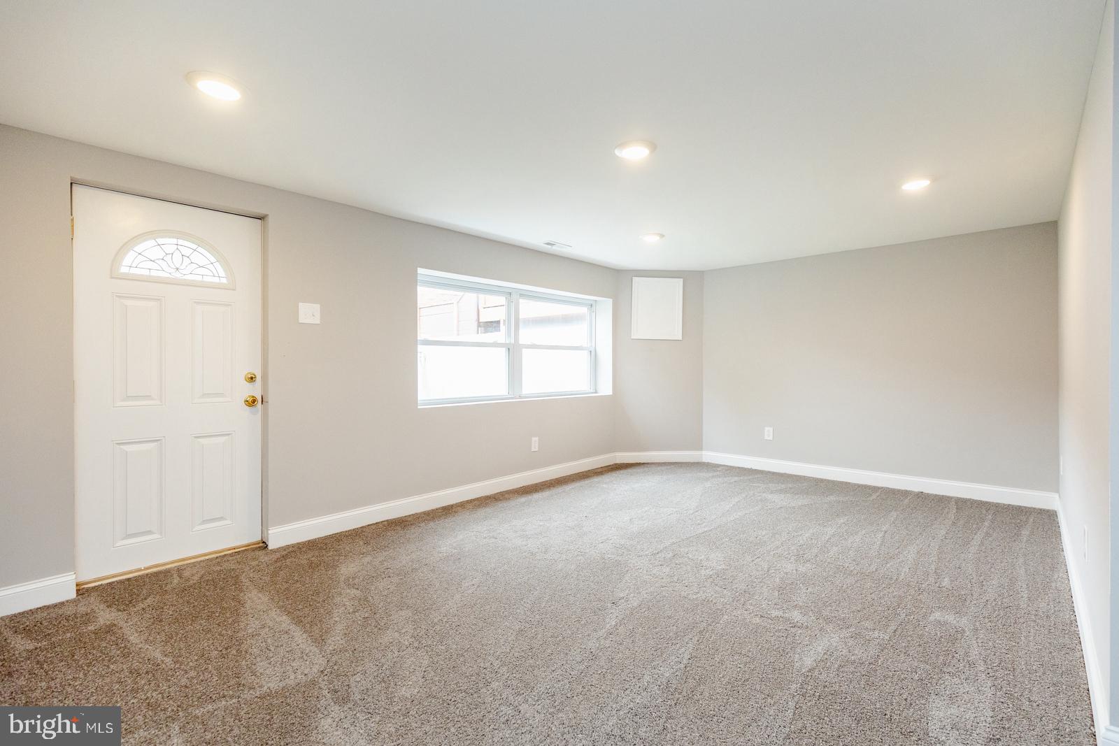 12710 Cabell Road Philadelphia, PA 19154 - Photo 34 of 35