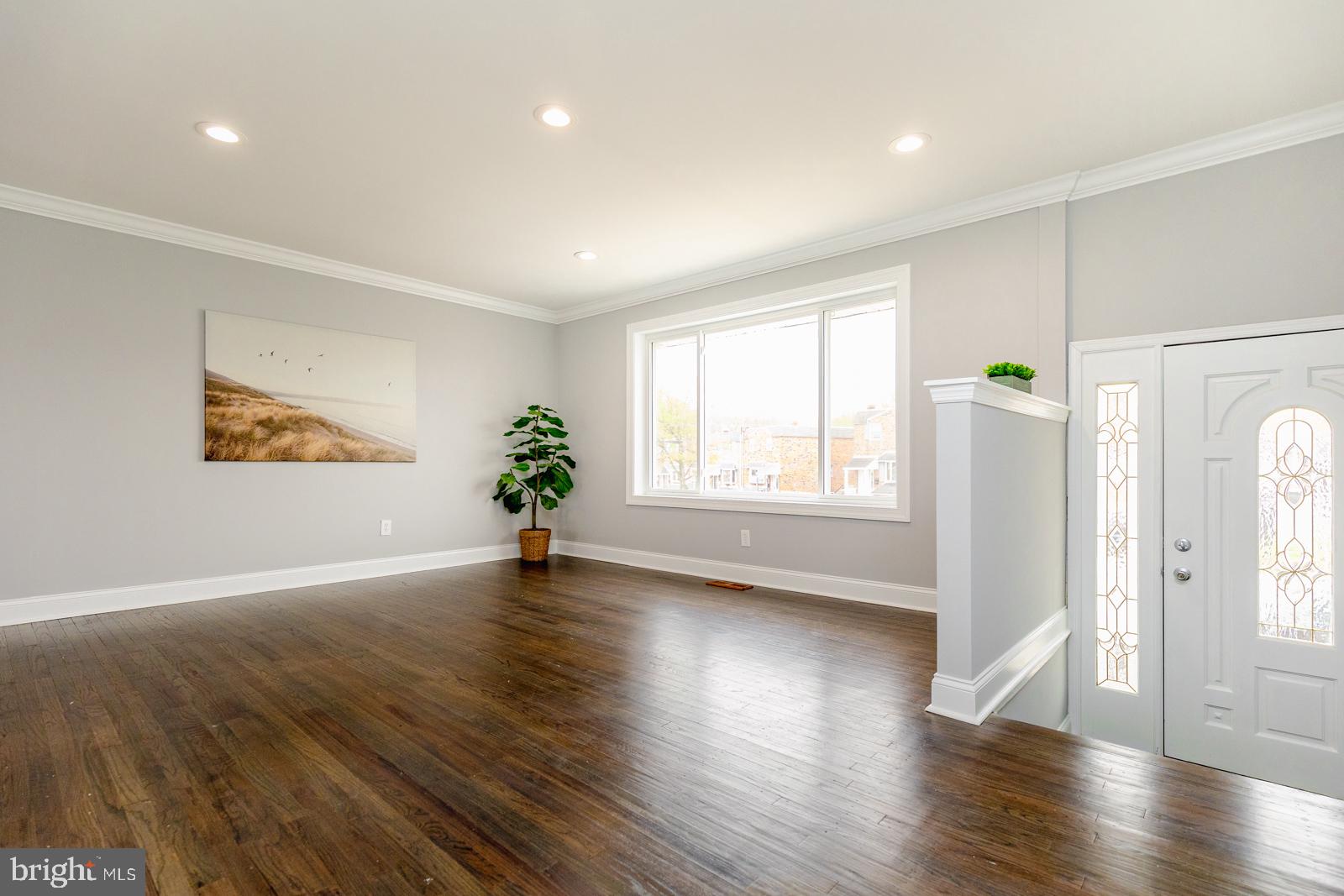 12710 Cabell Road Philadelphia, PA 19154 - Photo 4 of 35