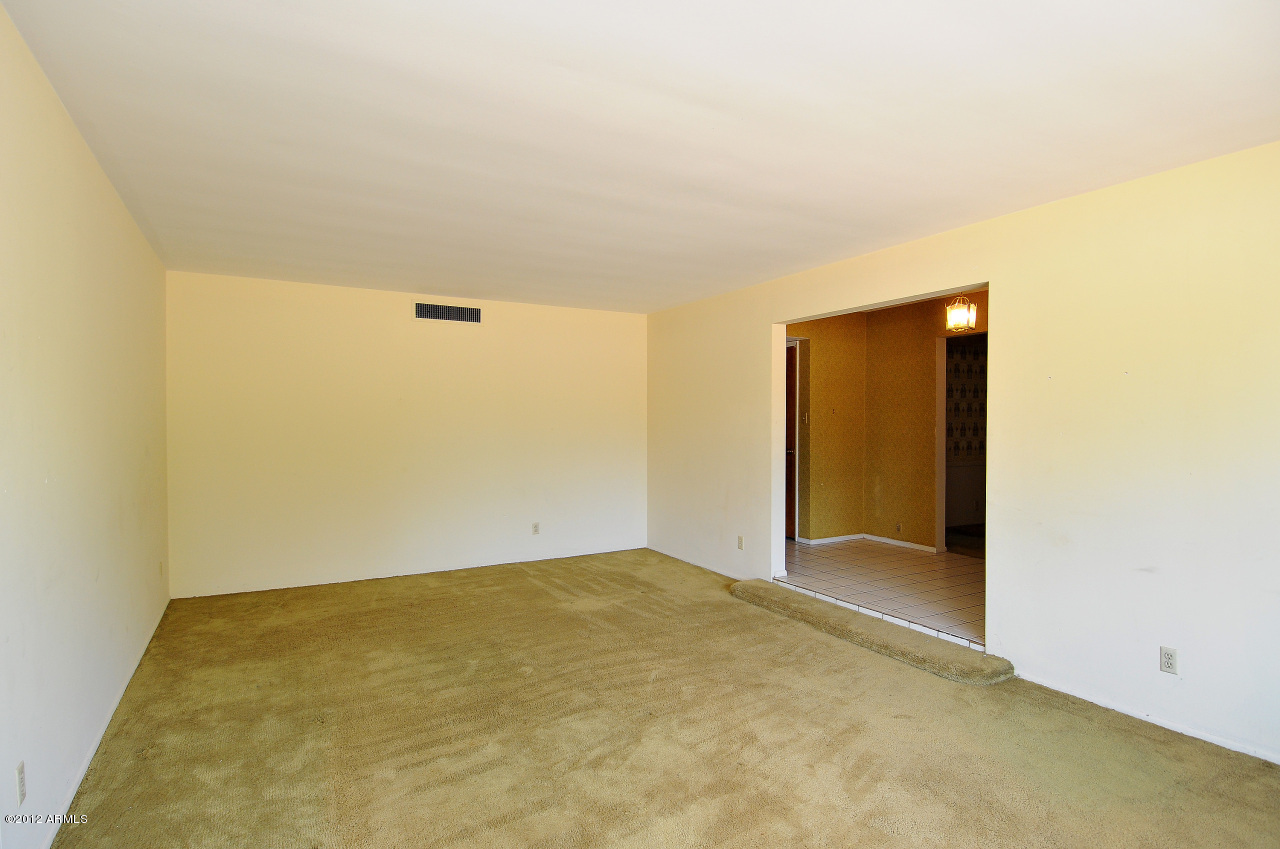 2235 East Rancho Drive Phoenix, AZ 85016 - Photo 3 of 16 3 Living