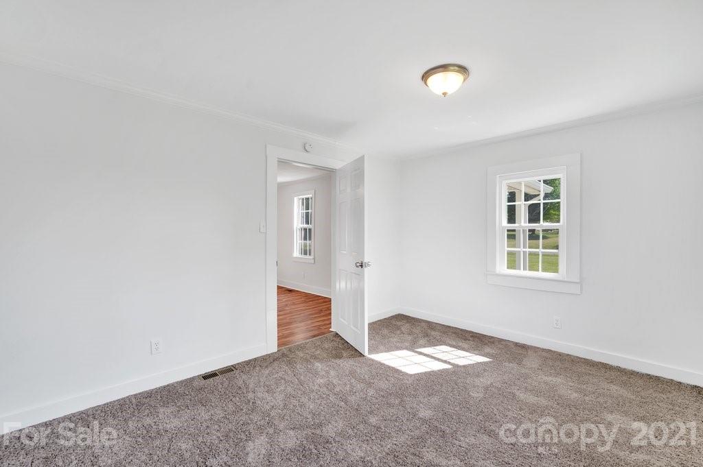 975 Farmington Road Mocksville, NC 27028 - Photo 14 of 31 Gallery Image 14