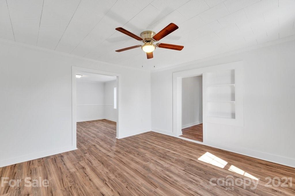 975 Farmington Road Mocksville, NC 27028 - Photo 5 of 31 Gallery Image 5