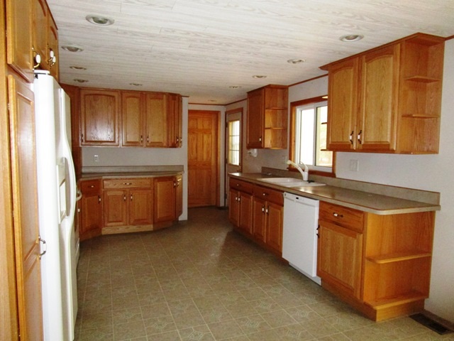 2280 Kitchen Road Turner, MI 48765 - Photo 11 of 28 1861493-10.JPG