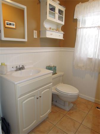 12 Crest Road Tewksbury, MA 01876 - Photo 9 of 15 Gallery Image 9