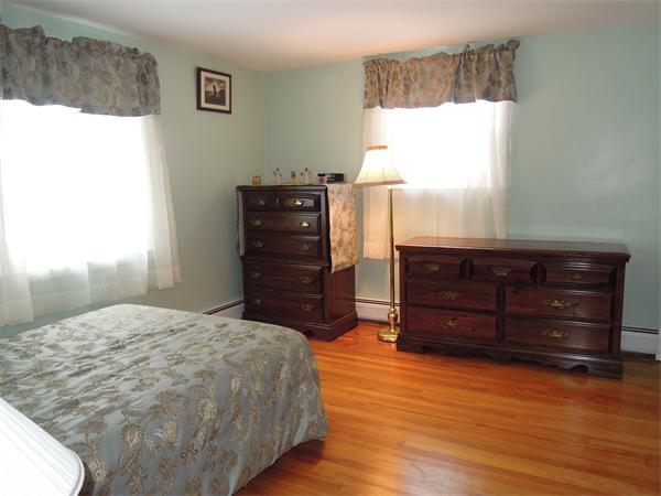 12 Crest Road Tewksbury, MA 01876 - Photo 10 of 15 Gallery Image 10