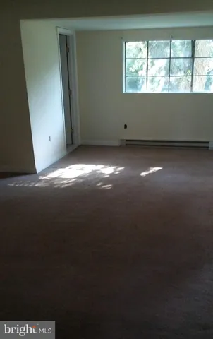 a view of empty room with window