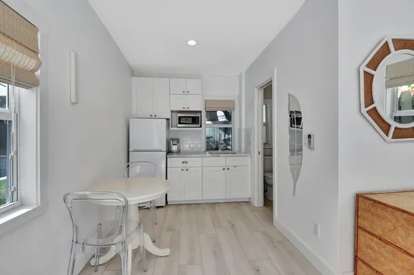 $12,000 | 414 Northeast 7th Avenue, Delray Beach, FL 33483