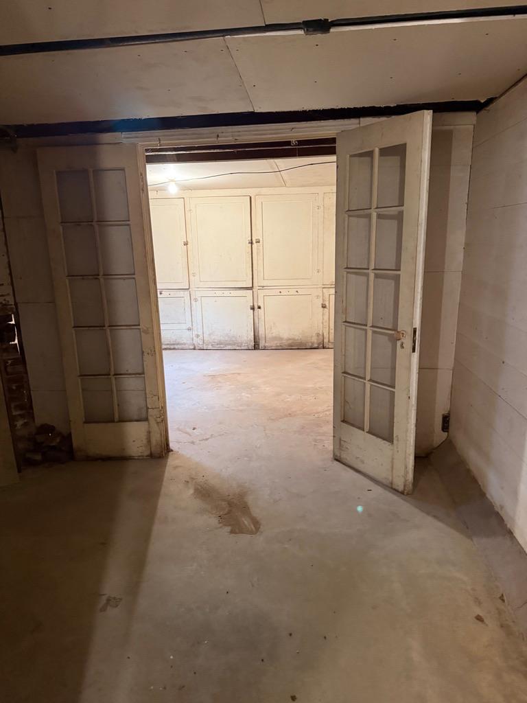 533 Reeves Avenue Yuba City, CA 95991 - Photo 32 of 36 Unfinished Basement
