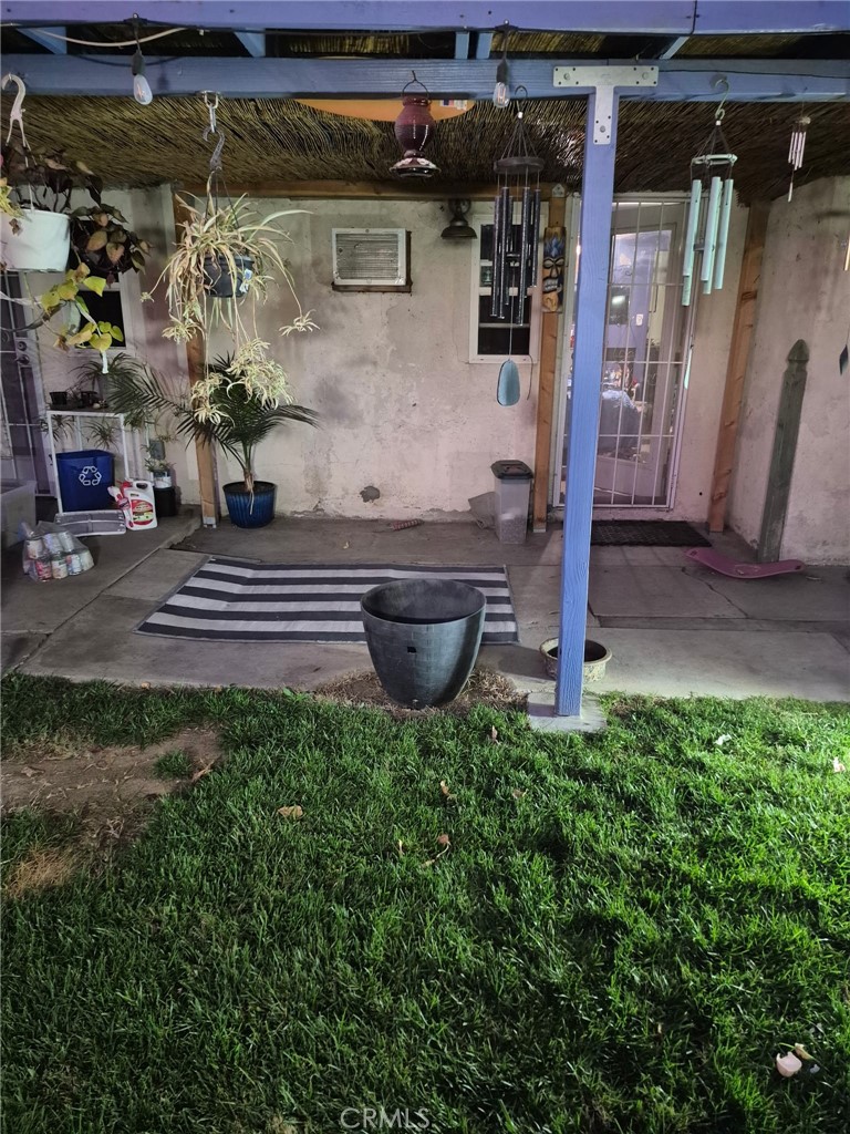 4010 Witt Avenue Riverside, CA 92501 - Photo 5 of 10 a view of outdoor space and porch