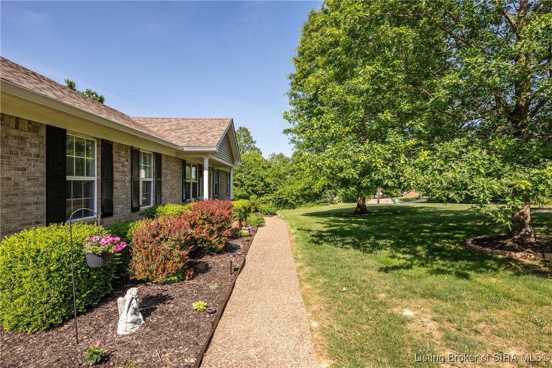 8550 Corydon Ridge Road Lanesville, IN 47136 - Photo 4 of 42