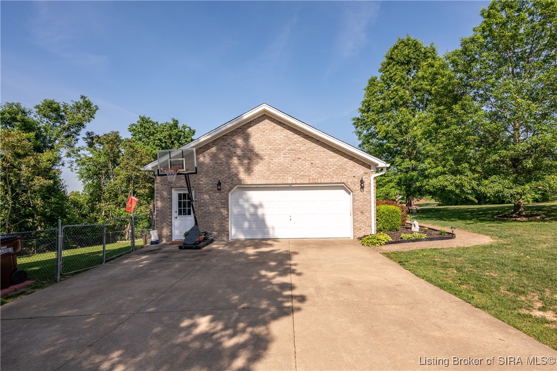 8550 Corydon Ridge Road Lanesville, IN 47136 - Photo 6 of 42