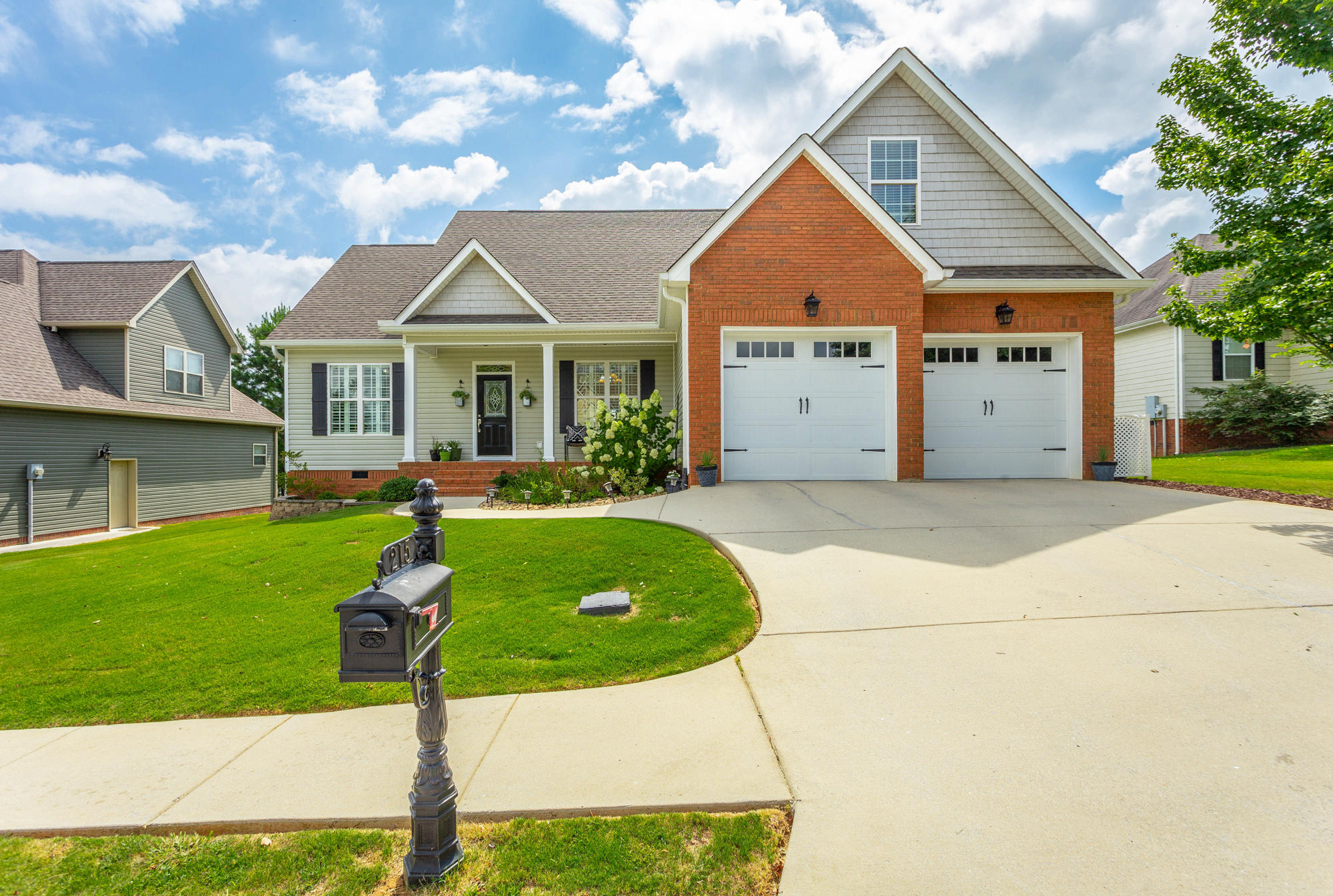 215 Hunting Ridge Circle Rock Spring, GA 30739 - Photo 2 of 41 215 Hunting Ridge Cir. HD-18