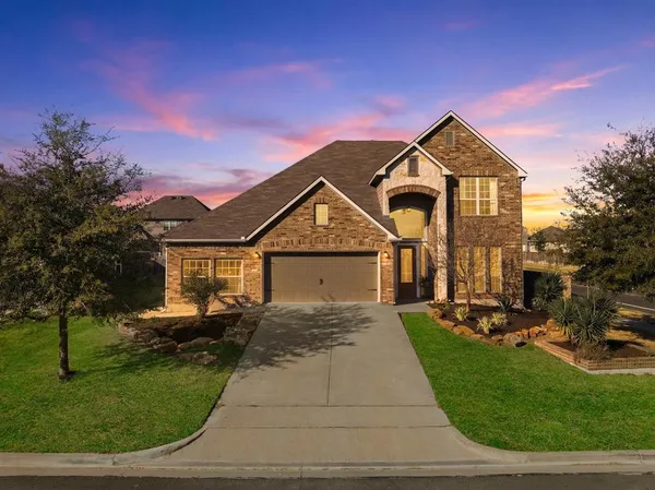 $445,000 | 2901 Gilchrist Drive, Lorena, TX 76655