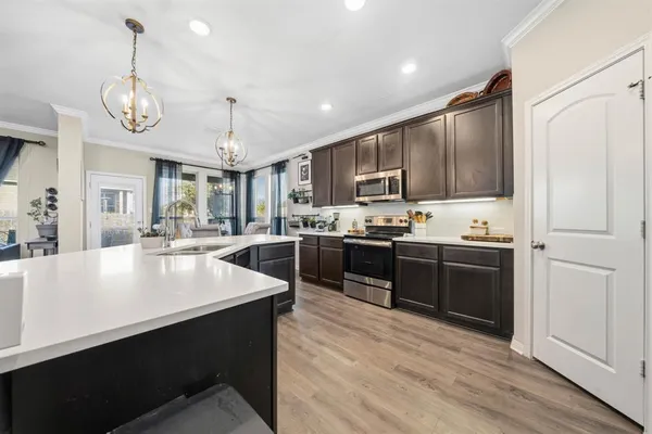 $445,000 | 2901 Gilchrist Drive, Lorena, TX 76655