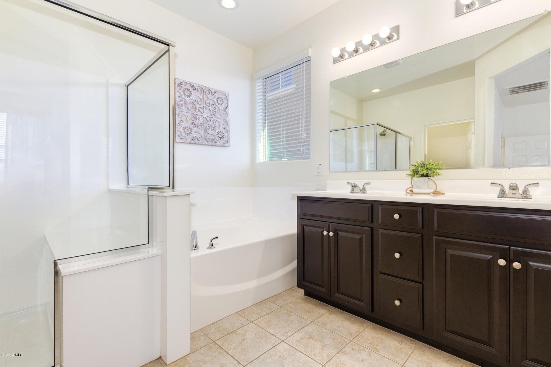 21165 West Coronado Road Buckeye, AZ 85396 - Photo 17 of 23 Master Bath