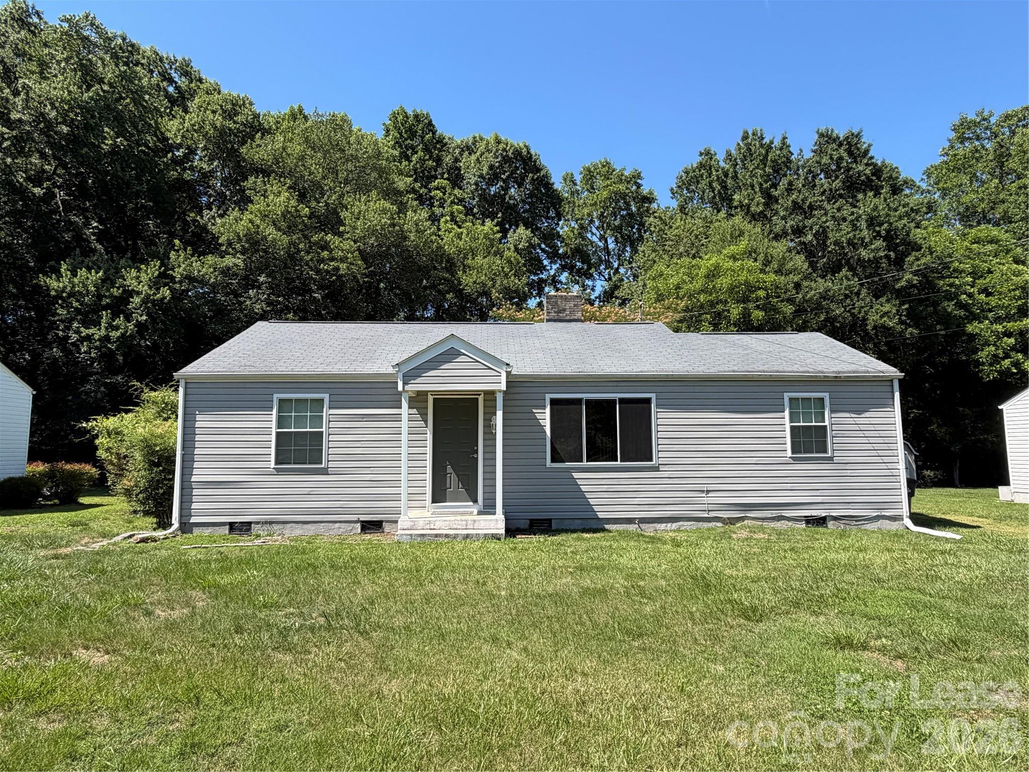 637 Hartness Road Statesville, NC 28677 - Photo 1 of 17