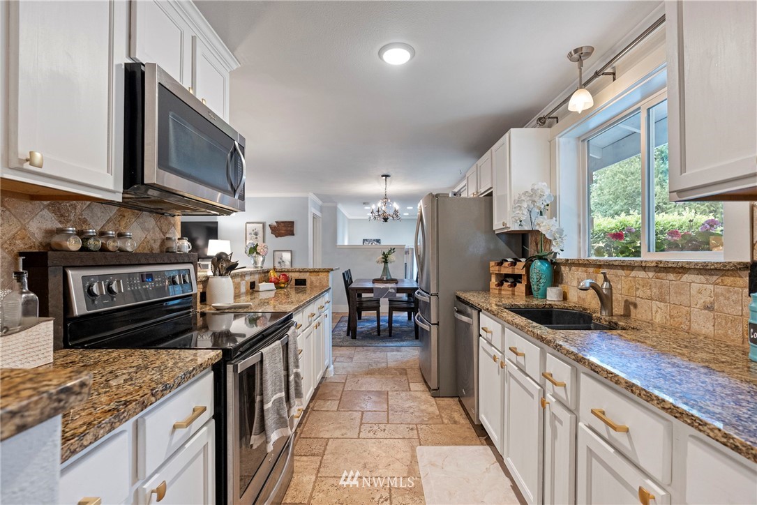 1480 Timber Trail Road East Port Orchard, WA 98366 - Photo 6 of 26 Gallery Image 6