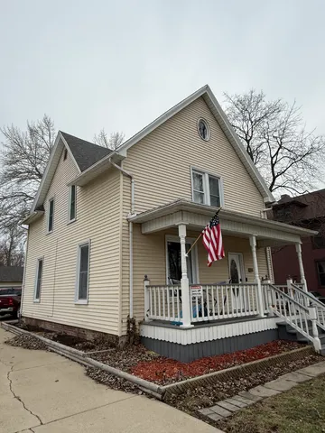 $168,000 | 316 West Henry Street, Pontiac, IL 61764