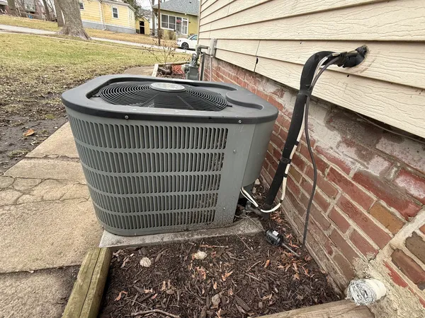 $173,000 | 316 West Henry Street, Pontiac, IL 61764