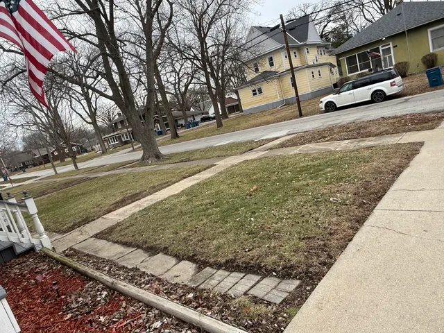 $168,000 | 316 West Henry Street, Pontiac, IL 61764