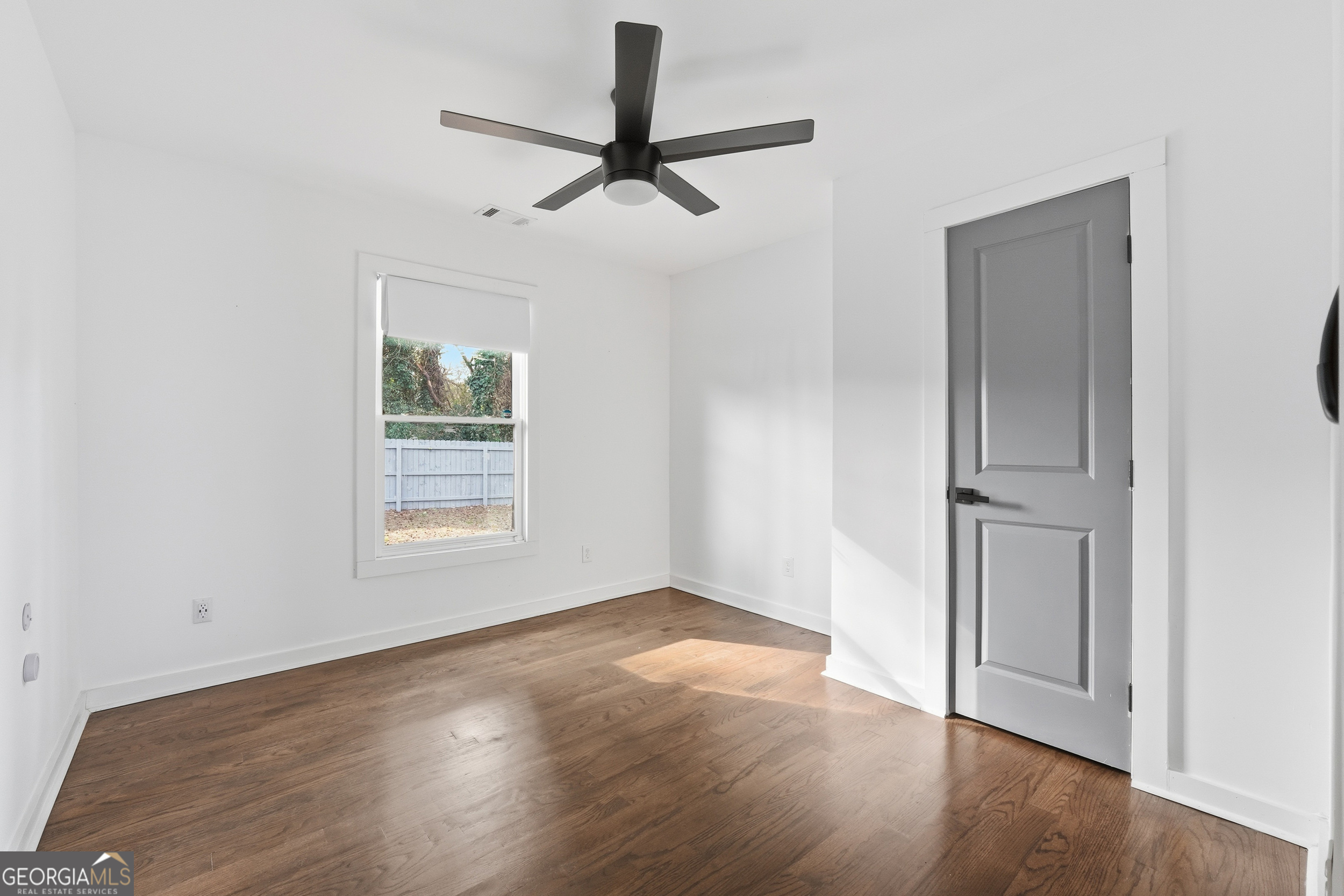 2703 Ellen Way Decatur, GA 30032 - Photo 14 of 27