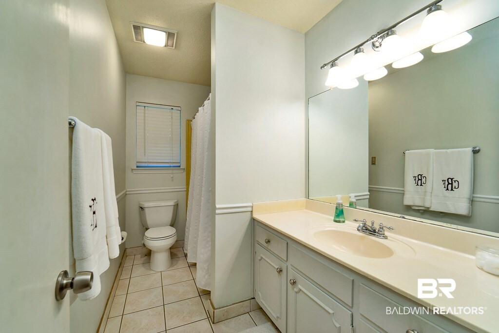114 Spring Drive Fairhope, AL 36532 - Photo 17 of 23 Bathroom 2