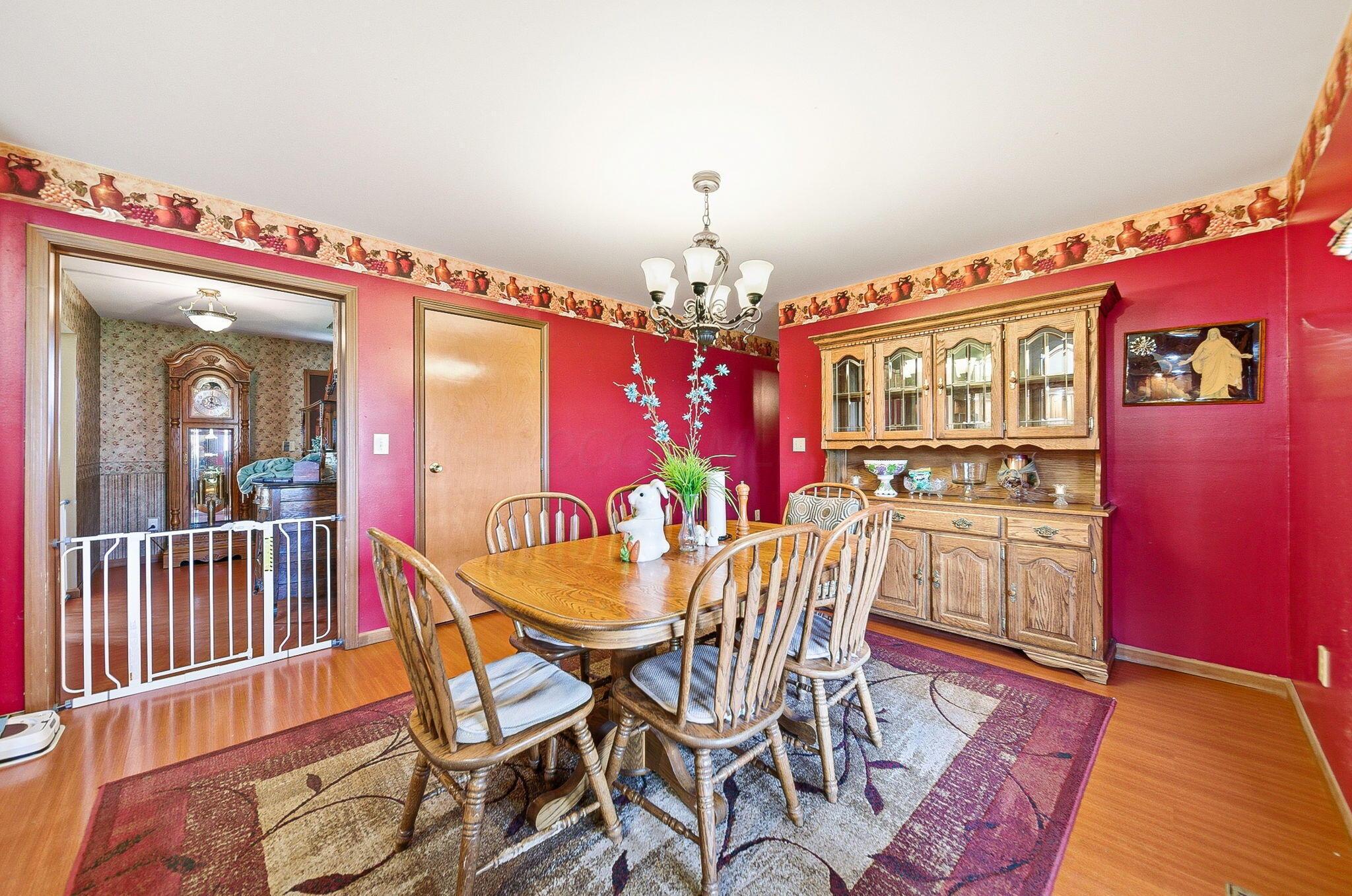 1040 Straight Creek Road Waverly, OH 45690 - Photo 21 of 113 Dining Room