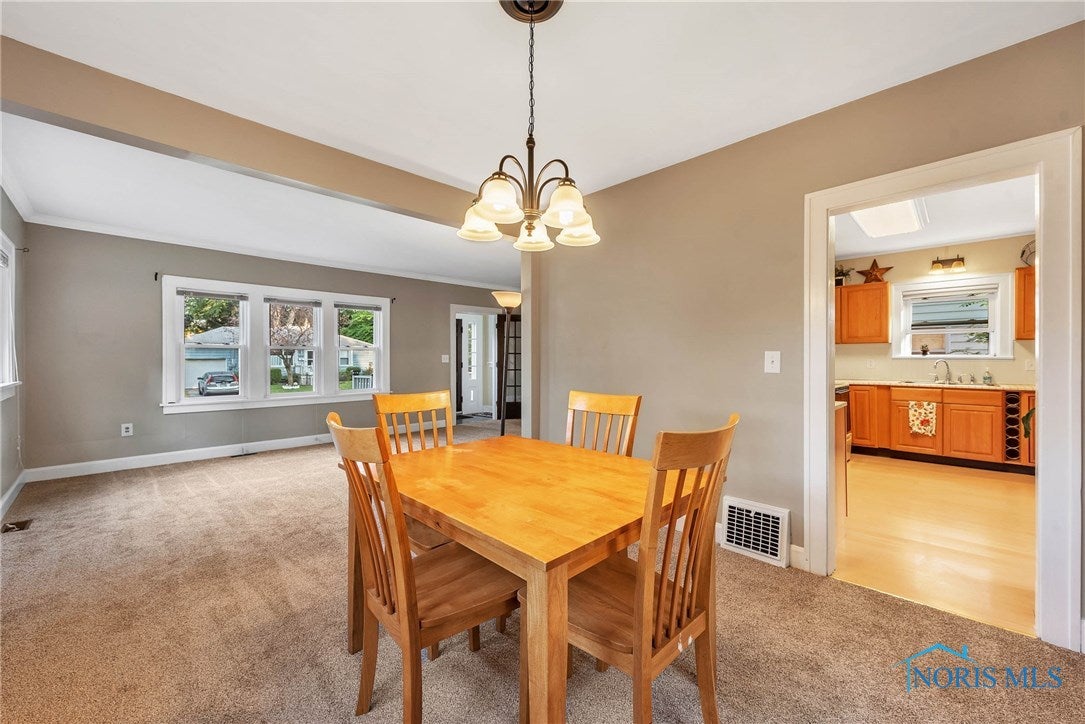 5833 Chippewa Road Toledo, OH 43613 - Photo 12 of 36 Gallery Image 12