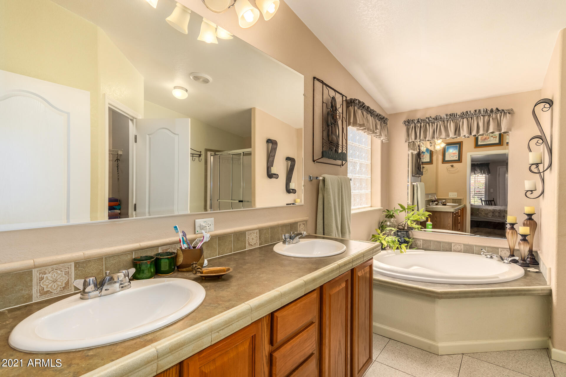 2725 East Beardsley Road Phoenix, AZ 85050 - Photo 17 of 35 17 - Beardsley