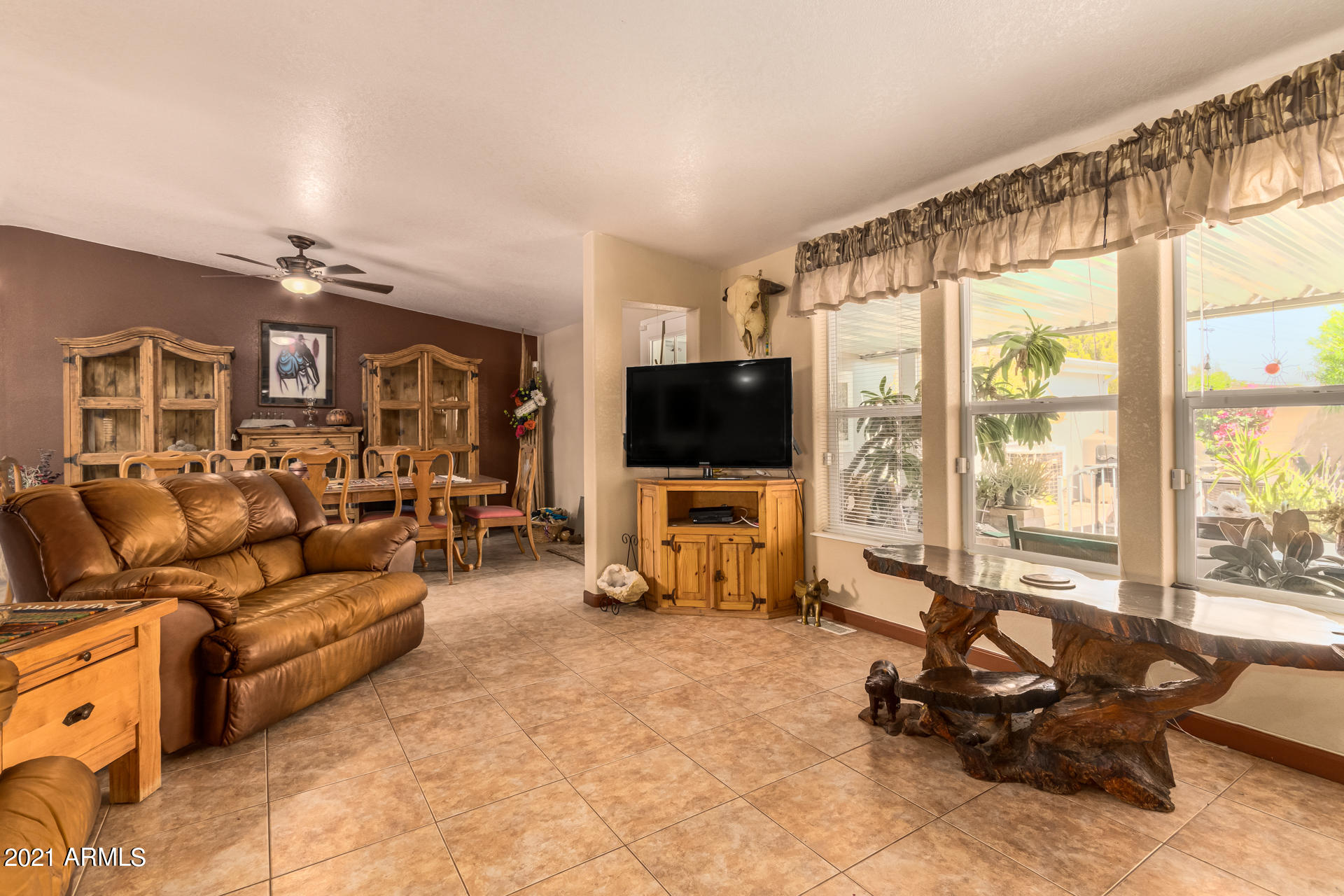 2725 East Beardsley Road Phoenix, AZ 85050 - Photo 5 of 35 05 - Beardsley